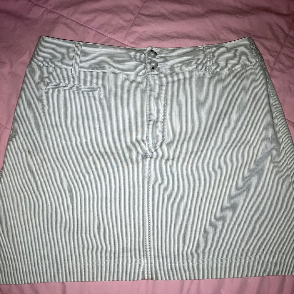 Stripped Mid-Thigh High-rise Skirt